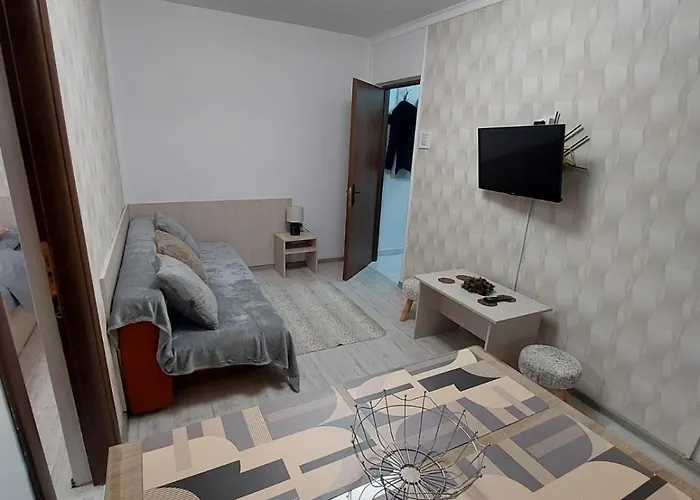 アパート New Edenia *